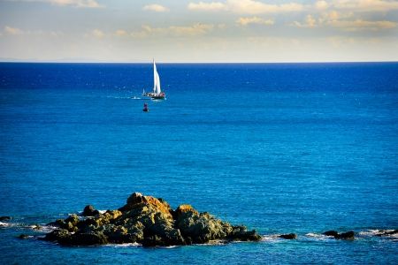 Chartering a Yacht: Exploring the Virgin Islands