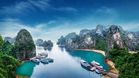 Ha Long Bay 